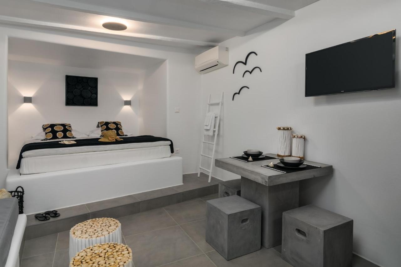 Peter'S Sea And Sαnd Residence Adamantas  Exterior photo