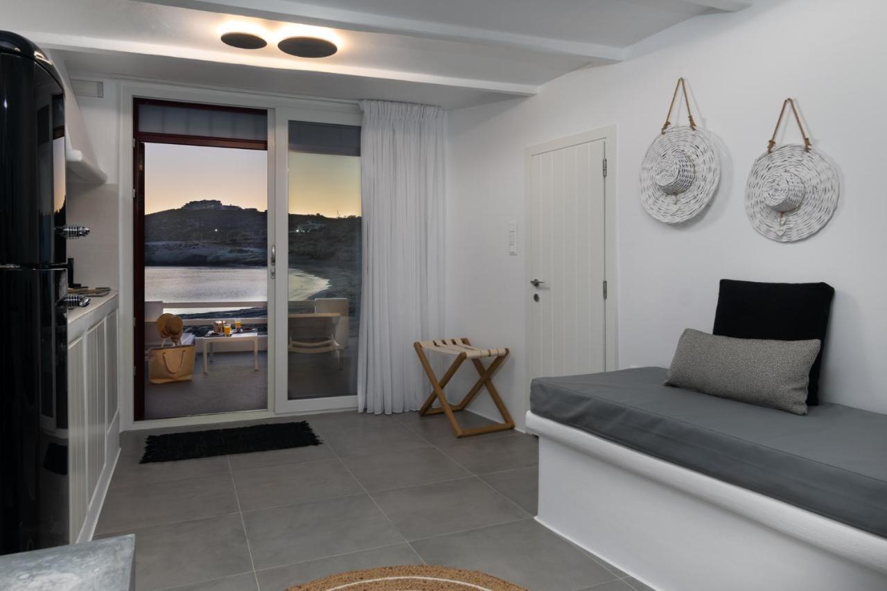 Peter'S Sea And Sαnd Residence Adamantas  Exterior photo